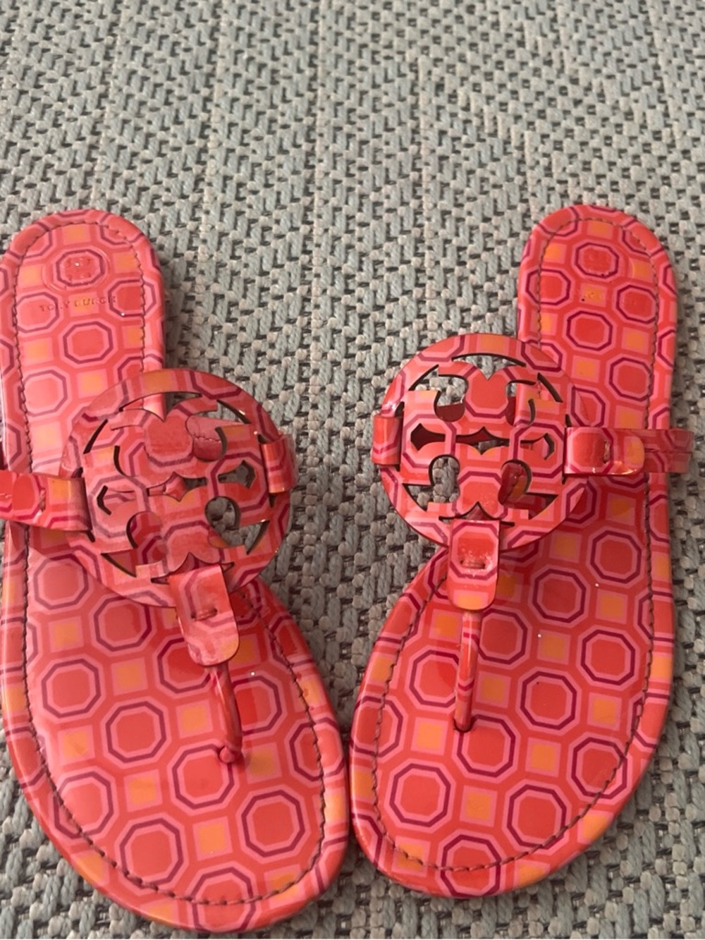 Tory Burch Geometric Pink-Orange Jelly Thong Sandals